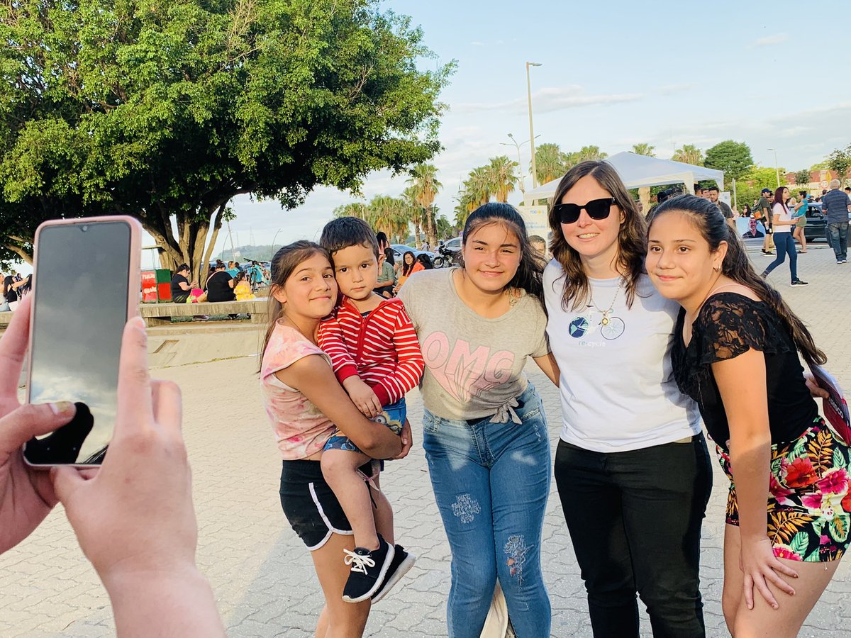 LuciaVarisco's tweet photo. Último domingo de Campaña en la Costanera de Paraná!
El próximo 14 de Noviembre vamos con #AdelanteEntreRios #Lista77 por un radicalismo fuerte y protagonista! https://t.co/zpdzbdaTkU