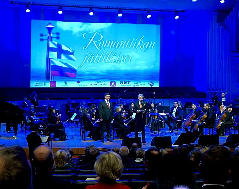 ojappinen's tweet photo. Välivuoden jälkeen viikonloppuna vaihteeksi tapahtumatuotannon syvään päähän: #MeidänRomanssi -tapahtuma, johon kuului Itämeri-foorum ja gaalakonsertti kahdella orkesterilla. Suomelle ja Venäjälle #Itämeri tuo ihmisiä yhteen, #musiikki ja #kulttuuri auttaa kohtaamaan. https://t.co/REkhC6tsWE