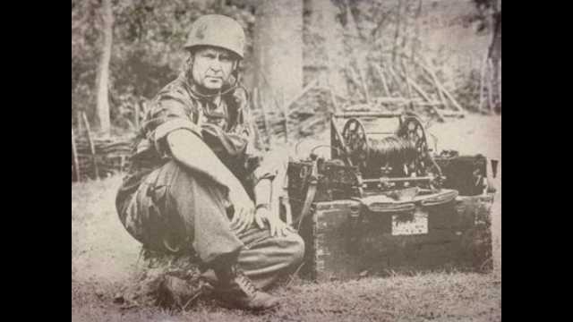 曲調はかなりライト。イメージはこの曲。 通信兵の歌(Funkerlied)【ドイツ軍歌】 https://t.co/rpaRrebU8F #sm17122037 #ニコニコ動画 