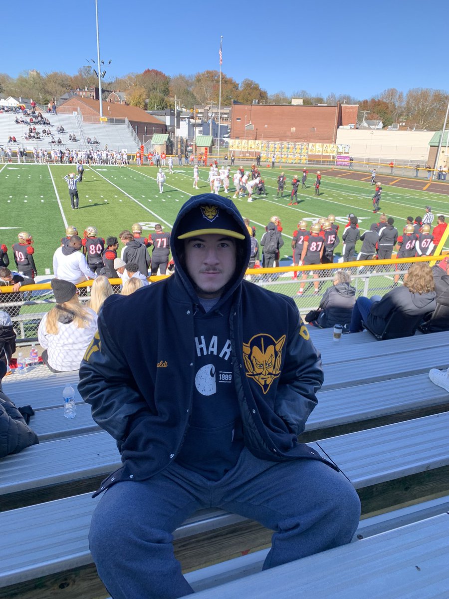 Thank you to the coaching staff at Seton Hill for having me at yesterday’s game! I really enjoyed the visit! <a href="/CoachDay_/">Daniel Day</a> <a href="/coachfiegener/">Coach Ross Fiegener</a>