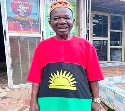 chibuzoikechukw's tweet photo. Chima Obi wrote.

"He won't be arrested for putting on clothes that displays Arewa symbol but Chiwetalu was made to suffer for putting his own , what a double standard nation" https://t.co/gIz95eXVSX