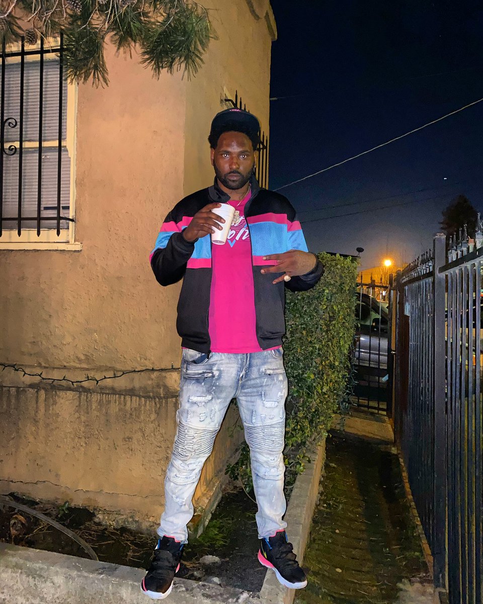 quailglock's tweet photo. Real gangsta 😈 https://t.co/FHlIMpvYHp