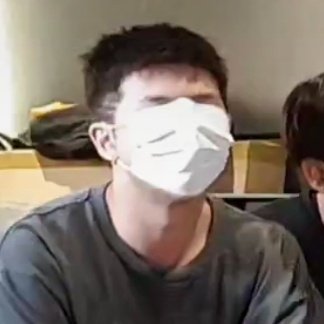 24moving_on's tweet photo. 귀 먹방하는? 김텽 볼 때마다 멍뭉수인 김람줂 귀 맨날 괴롭히는 뷔랩 보고싶음

드라이기 짱 싫어하고 청소기 짱 싫어하고 포트 물 끓이는 소리나면 준레벌떡 뛰어서 주방 오더니 물어보지도 않았는데 지는 짜장 하고 손 번쩍 들고 외치고요
근데 잘 때 김텽이 자꾸 같이 자자고 안아오면 싫다고 밀어 https://t.co/bIvWzNKuxe