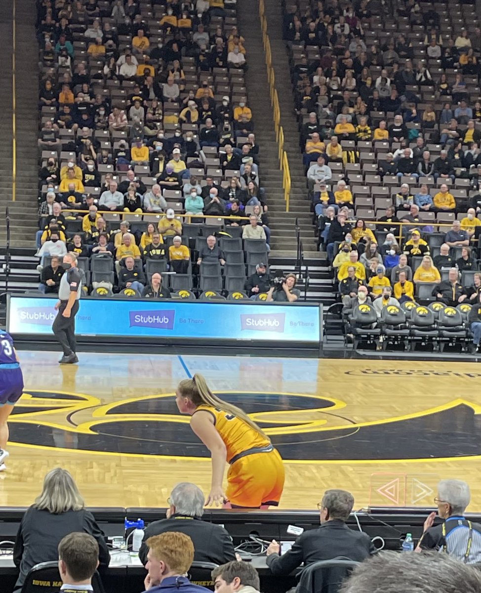 Let the fun begin. Go ⁦⁦<a href="/Aj_ediger_bball/">AJ Ediger</a>⁩ ! Go Hawks!! ⁦<a href="/IowaWBB/">Iowa Women's Basketball</a>⁩