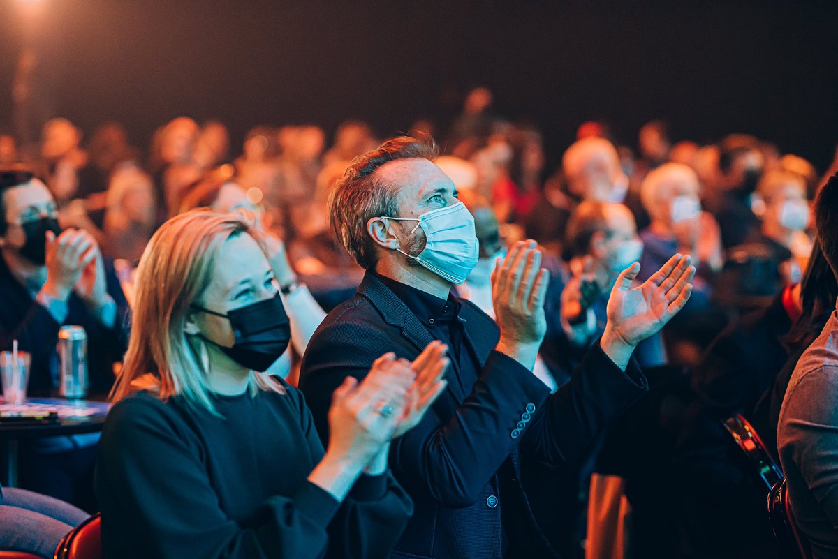 Val_Plante's tweet image. Ce deuxième mandat, je l’accueille avec la plus grande fierté du monde, et avec une humilité sincère.

Merci Montréal 💙 #polmtl