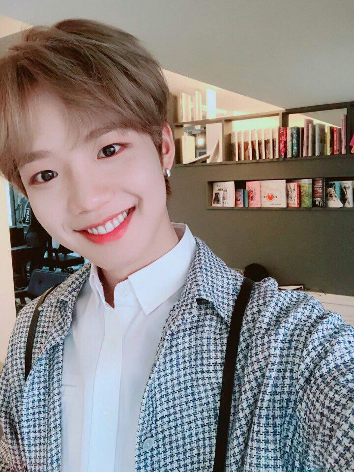 SPnewHT's tweet photo. อัพเดตจากคาเฟ่ยองมินนะคะ #임영민 #อิมยองมิน #LIMYOUNGMIN https://t.co/6TZNf8G4qI