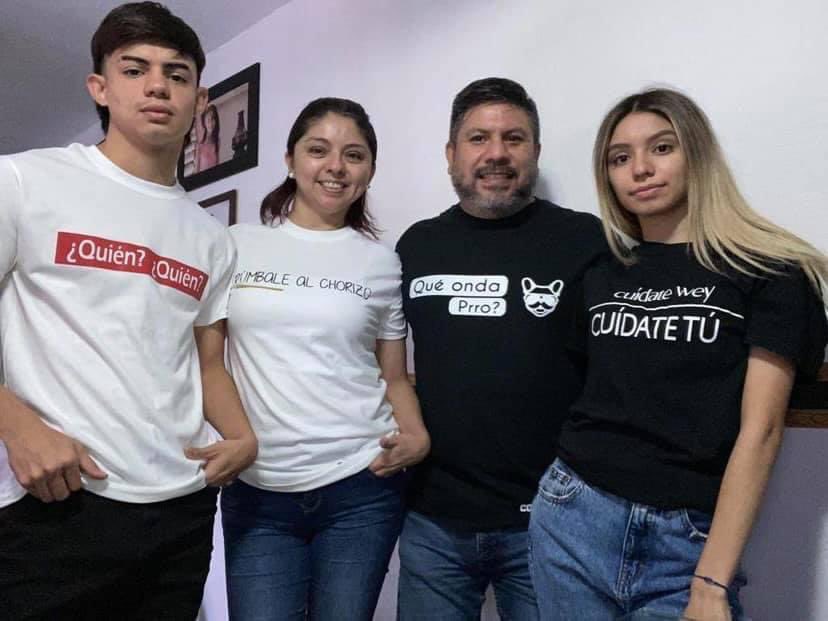 CocolochoPayaso's tweet photo. Gracias por su preferencia prrros !!! Me han matado él hambre y quiero seguir comiendo carne 🥩 así que pidan su Playera por el amor De Dios les dejo en un hilo los modelos. https://t.co/TgtIKyvG7V