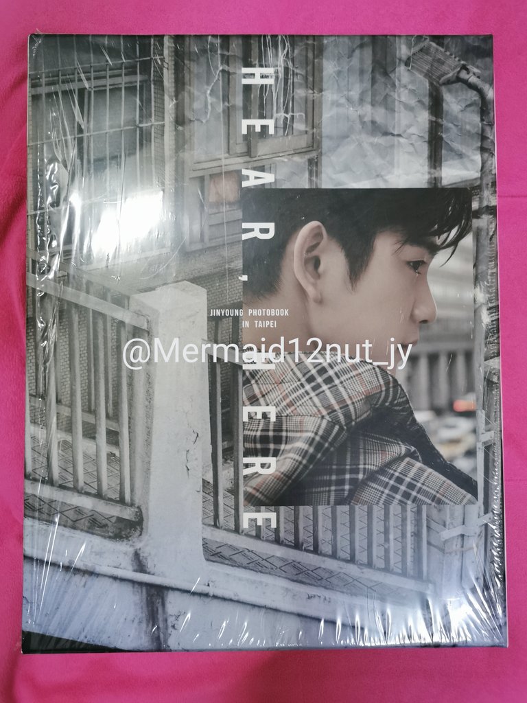 Mermaid12nut_jy's tweet photo. ลดพิเศษ!! photobook​ hear, here​ จินยอง​ ที่ไทเป​🥰 
แบบแกะ💚ไม่มีการ์ด​💚 877.- รวมส่งลทบ🔥 เหลือชิ้นสุดท้ายแล้วค่ะ
✨พร้อมส่งนะคะ
#ตลาดนัดอากาเซ #ตลาดนัดอากาเซ่​ #ตลาดนัดกัซ​ #ตลาดนัดgot7​ #อากาเซ่ฝากร้าน #Jinyoung​ #ParkJinYoung #GOT7​ #จินยอง #ของสะสมgot7 #IGOT7 https://t.co/RjY2j1u2OX