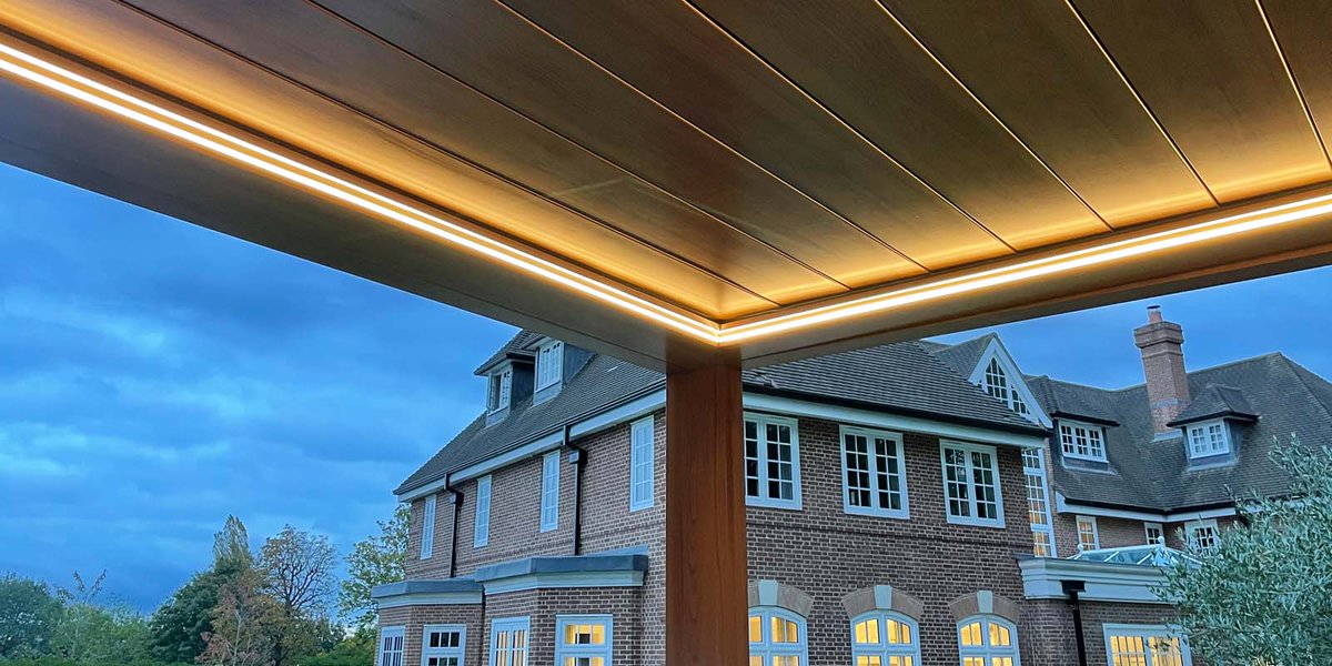 ALS__Global's tweet photo. We have just completed a high-quality B-Cube Pergola installation in the UK. 

#pergoladesign #pergolabioclimatique #shadingsystems #qualitypergolas https://t.co/9LQQAlhRdi