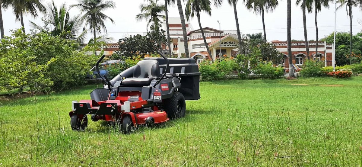 IPIsolution's tweet photo. Toro TimeCutter at Adonai Children home, Padappai
To know more contact:
📲 Mr. Vijay +91 93811 11374
🌐 https://t.co/tly5JFDNGP
#lawncare #toro #toromowers #grasscutting #IrrigationProductsInternational #IPI #greenkeeping #IPIcompany #mowers #gardening #TimeCutter #zeroturnmower https://t.co/4CDzjd2Vvj