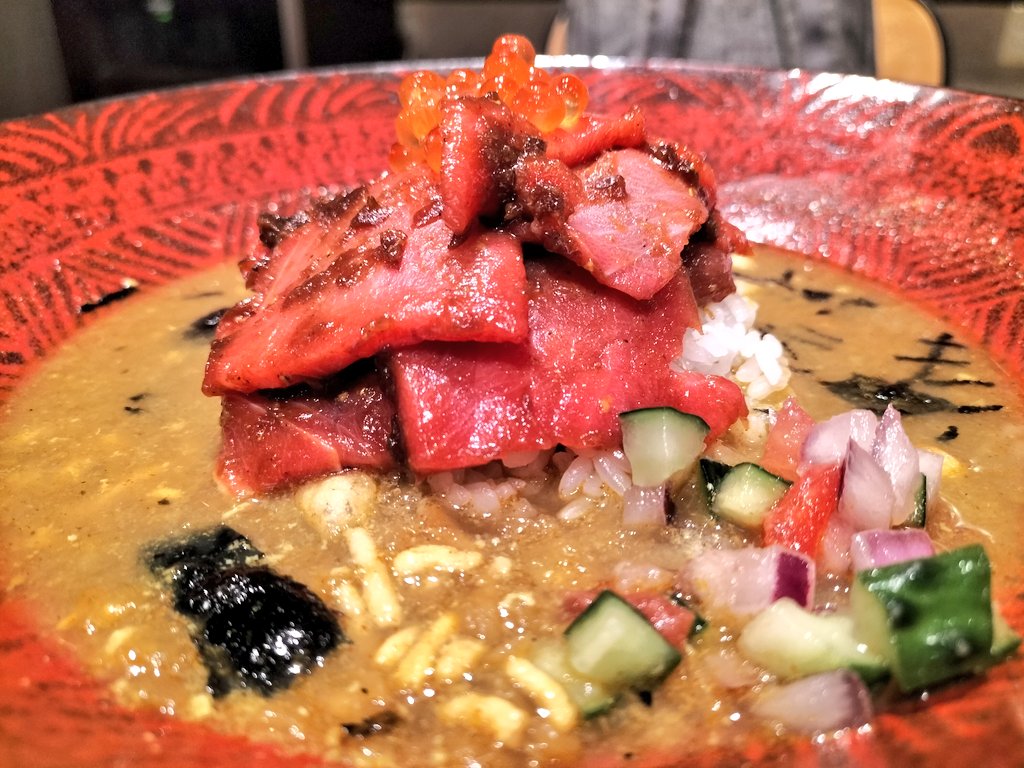 aitan0401's tweet photo. 衝撃の海鮮丼カレー食べてきた
今回のピリッと後からくるし暖かくてお茶漬けみたいに食べられるから今日しか食べられないの本当に残念😭😭
カレーでもびっくりして お土産の量にもびっくりするw
#wacaa https://t.co/CPMJw2YGgN
