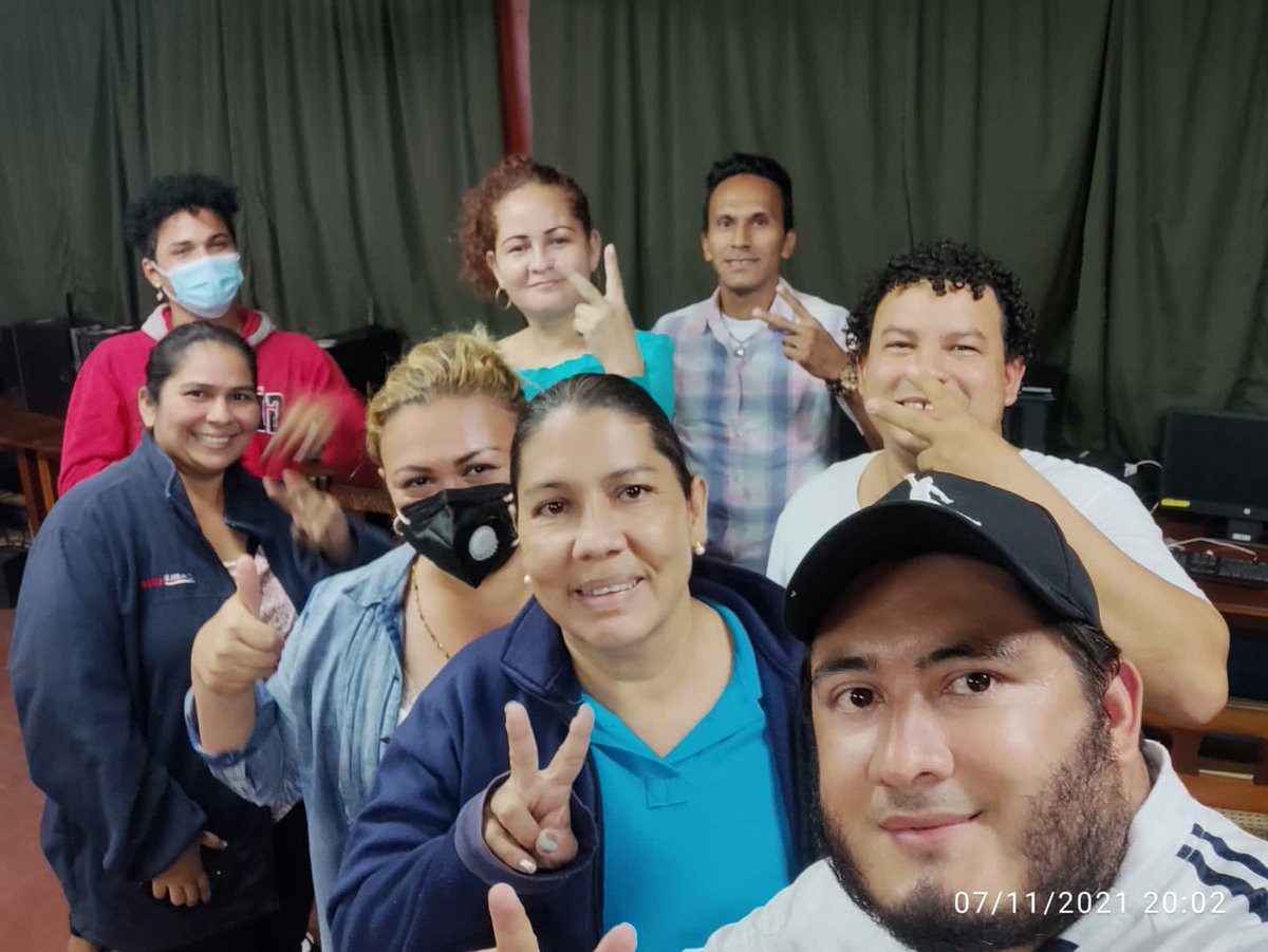 LealesADaniel's tweet photo. Comunicadores D6 unidos por la Paz, Amor, Solidaridad y Prosperidad para nuestro pueblo. #NicaraguaTriunfa  #EleccionesSoberanas2021  @AmorNicaraguaD6 https://t.co/PMJ3W2cMau