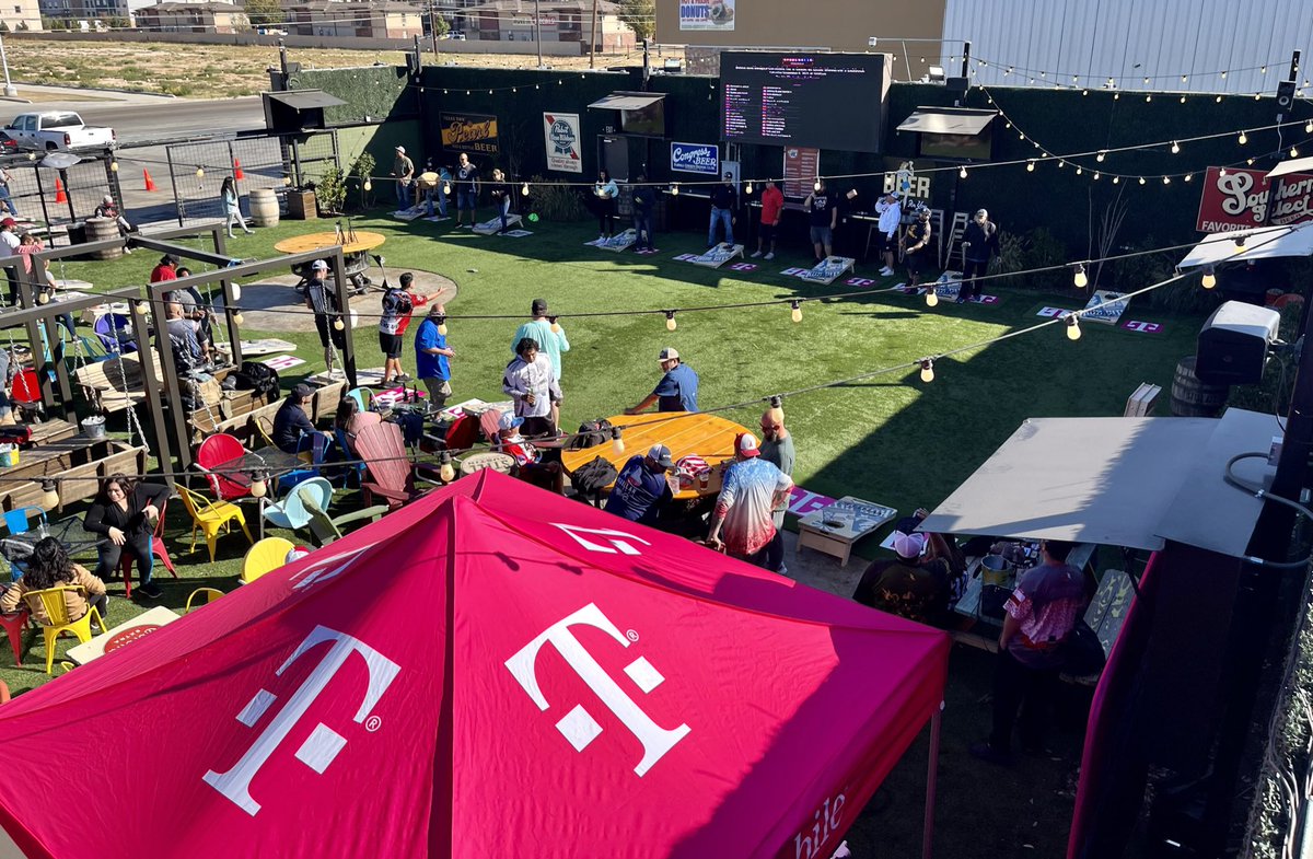 Ashley Fenstad tweet media