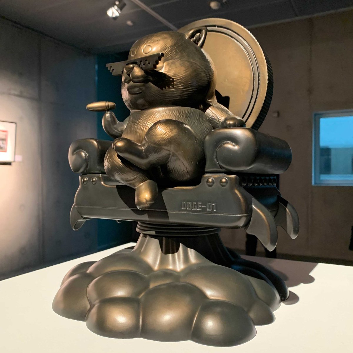 MightyJaxx's tweet photo. #DogetotheMoon: #BossEdition is on display at the Right Click + Save NFT Exhibition happening now till 14 Nov at Le Freeport Singapore.
Be the only one to own this 12” phygital collectible:
https://t.co/HKmjhe1vxF
#mightyjaxx #doge #nfts #nftcollectors #nftcommunity #arttoy https://t.co/SKAWw7rVZJ
