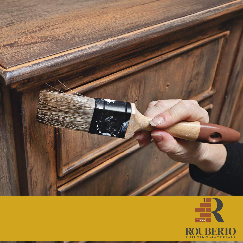 Rouberto_CC's tweet photo. Rouberto Tip: Are you getting stuck into varnishing wooden furniture? Always remember to sand off old varnish and sand wood until it is smooth before revarnishing for the perfect finish.
WhatsApp us on 082 938 8528.
#Rouberto #RoubertoTips #DIY #DIYTips #DIYHacks #Paint https://t.co/2vXyPueRMc