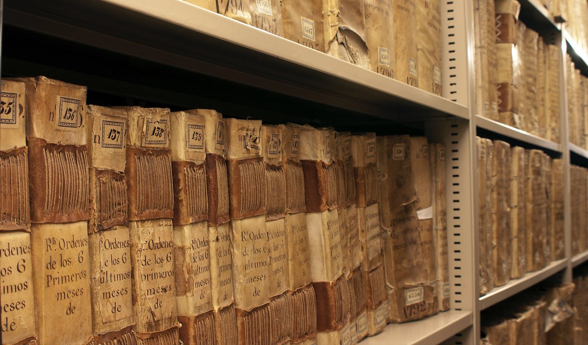 R_Descendientes's tweet photo. En #genealogía es muy importante no asumir nunca nada hasta que no tengas pruebas documentales de ello. De lo contrario, correrás el riesgo de cometer errores, perpetuar bulos y añadir a tu árbol a personas que nada tienen que ver con tu familia. #geneaconsejo #familia #historia https://t.co/PlMz6T5zqh