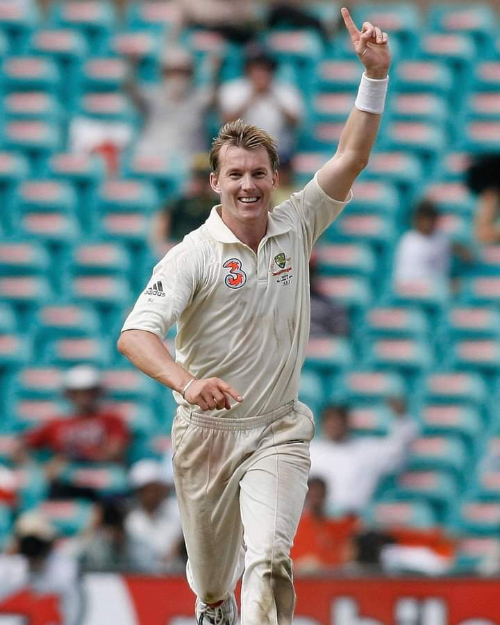 Happy birthday Binga! 

One of our fastest bowlers ever - enjoy the day Brett Lee! 