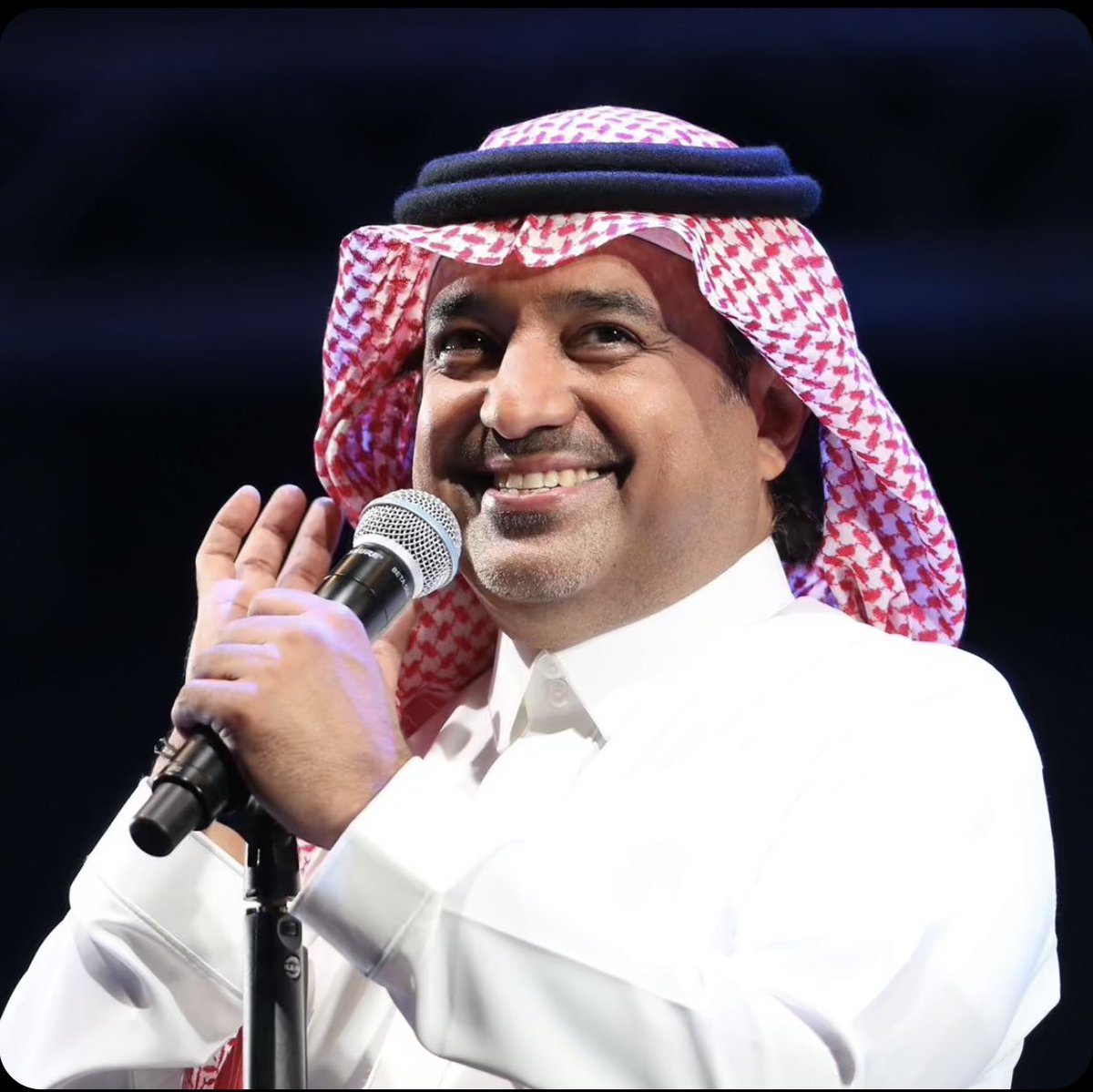 98memoo's tweet photo. احتاج لگ حاجهـ غريب للاوطان ضاعت حياتهـ بين ديره وديره💔وباگ بعد غياب https://t.co/ix7mYTYJTD
