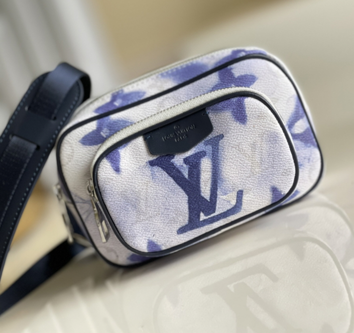 다른곳에서 더 싼값에 사면 1달~2달도 못쓸거 아까운돈 버리지마시고
가격은 타사보다 비싸지만 비싼데는 다 이유가 있습니다! ㅎㅎ
onthetop3.com
#고퀄리티의류 #고퀄리티 #루이비통 #구찌
#생로랑가방 #생로랑카메라백 #생로랑장지갑