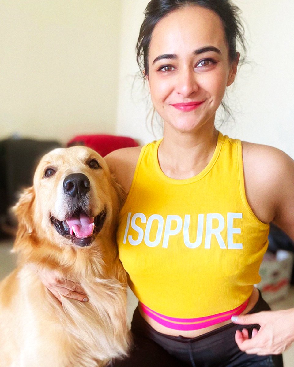 IsopureIndia's tweet photo. Laxmi Joshi clearly enjoys wilfull living with her furry partner. Don’t you see pure love there?

#Isopure #IsopureIndia #teamISOPURE_In  #sponsoredathelete https://t.co/0wofv6SYg0
