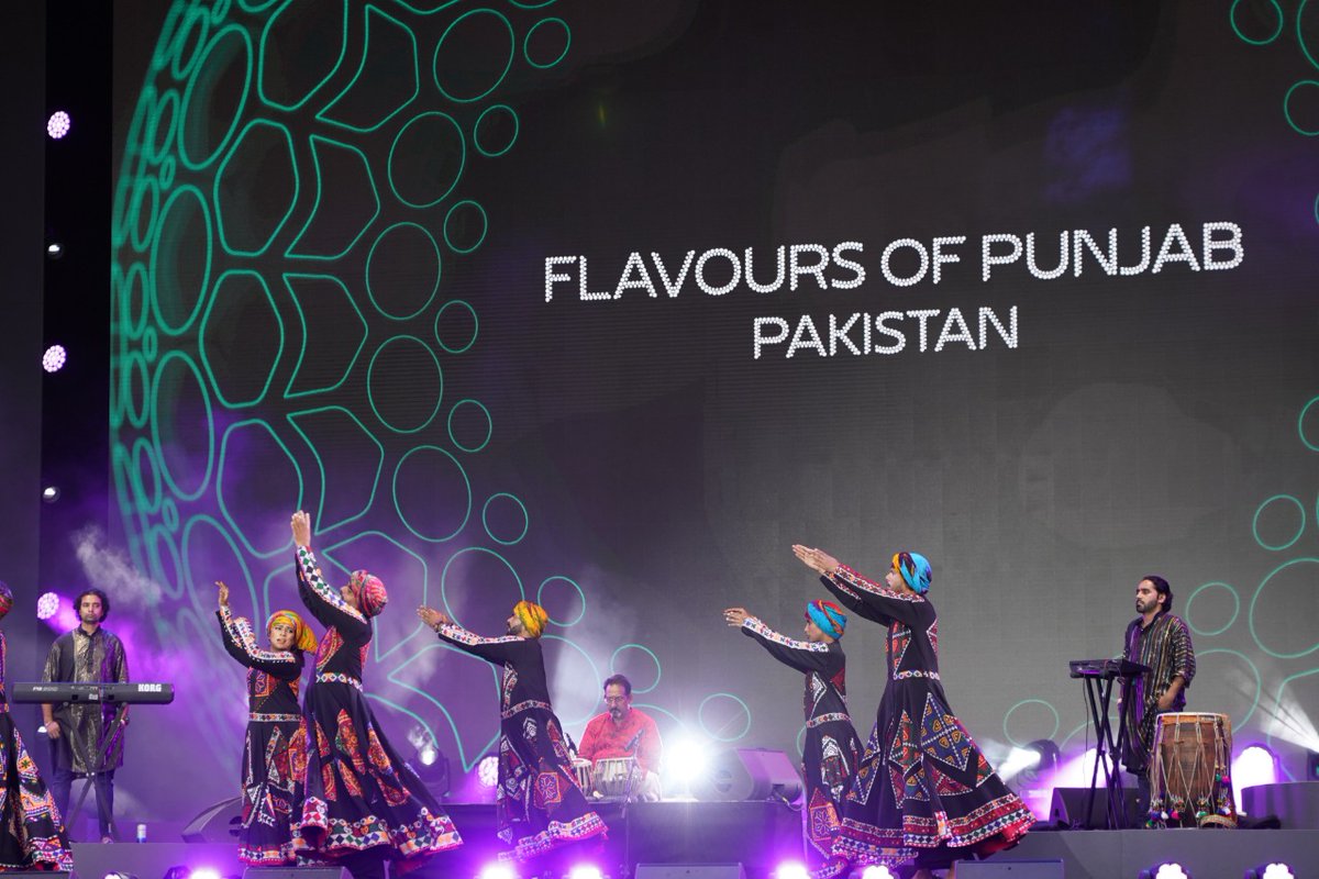 PunjabTourismPK's tweet photo. Punjab Tourism has started its campaign to showcase the hidden treasures of the province at #PunjabExpo2020. Yesterday, the celebratory &amp; diverse cultural heritage of Punjab was exhibited in Dubai. https://t.co/1ZrLLg2zbf
