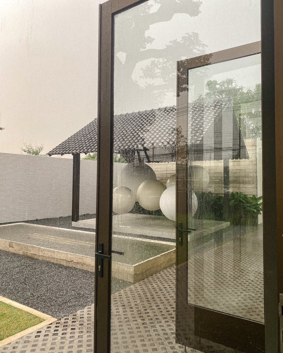 Jajaoakyp's tweet photo. Ayatana Cafe ชลบุรี
ดีมากทุกมุมทุกโซนของคาเฟ่นี้ ถ้ายิ่งมีแสงคือสู่ขิตค่า ใดใดกาแฟขนมอร่อย!

@aroii  @ReviewCafe_TH 
#คาเฟ่ชลบุรี #รีวิวคาเฟ่ #รีวิวบางแสน
#jaoasphotogrph https://t.co/5LQAgymm2z