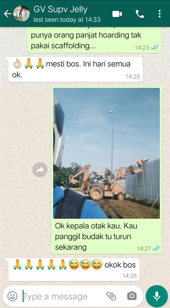 _amyary's tweet photo. Sebenarnya dah 2-3 kali jugak orang komplen pasal sub-con aku ni. Hari ni aku menyamar sikit... dan itu dia... kena tangkap basah. Aku nak denda apa ni? https://t.co/wTsi66WO0E