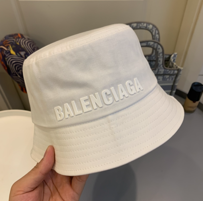 찾으시는거 있으시면 ~말씀해~주세요~! 싸이즈 컬러 디자인 궁금하시거있으시면
항시대기중인 저희 상담원한테 문의 해주세여~친절하게 모십니다~ 온티티에서만!인정
ycc456.com
#레플리카 #스타일 #샤넬보이클러치
#루이비통 #샤넬 #구찌 #에르메스