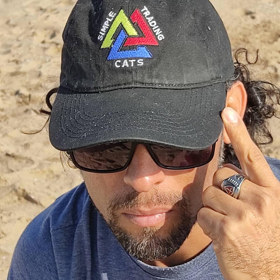 stradingCATS's tweet photo. Simple Trading CATS. Playa Gavá, Barcelona, España. #simpletradingcats #carlosatrader #forexstcats #forexbarcelona https://t.co/qFx1D9dTCq