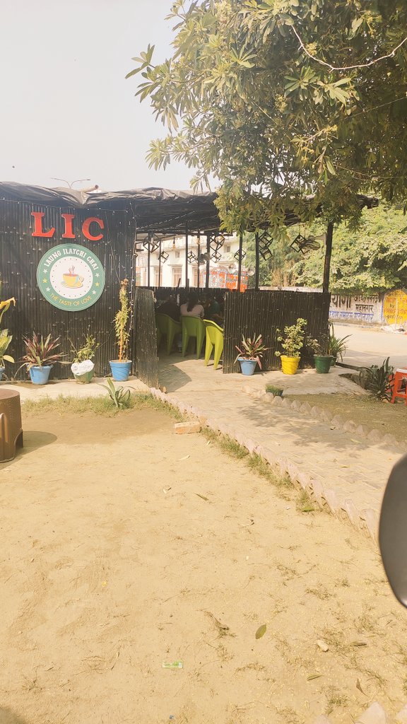 Metro24N's tweet photo. @LucknowNagar near ps jankipuram illigal cafe in ngar nigam place please . https://t.co/opboemlwMw