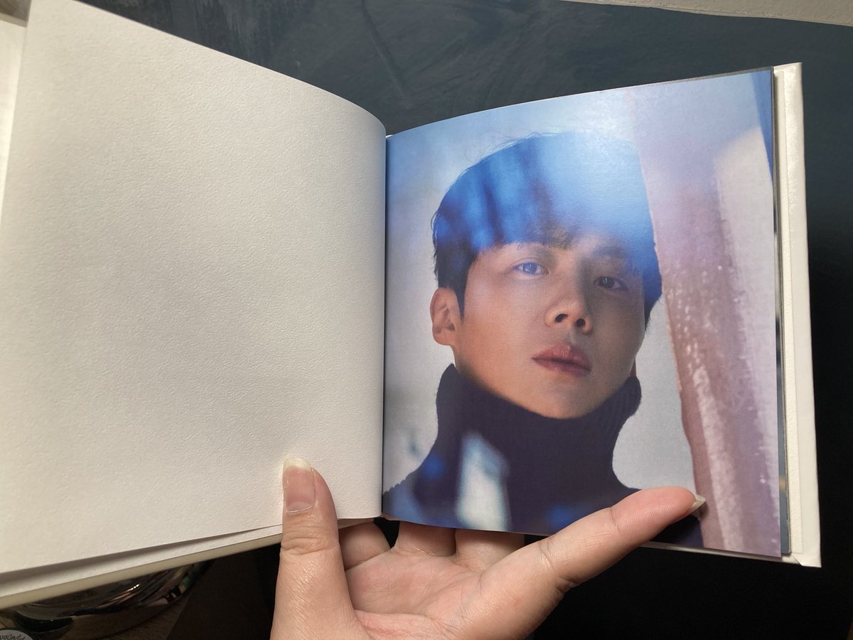kangamp0117's tweet photo. แจก Mini Photobook #คิมซอนโฮ ขนาด 6*6" สุ่มจากรีทวิต วันที่ 10 พ.ย นี้ มีแค่ 1 เล่มนะคะ รูปด้านในเป็นรูปจากในไอจีคุณคิมซอนโฮ คอนเฟิร์มว่าหล่อทุกรูปค่ะ😊😊😊 https://t.co/m3aSDJd5RV