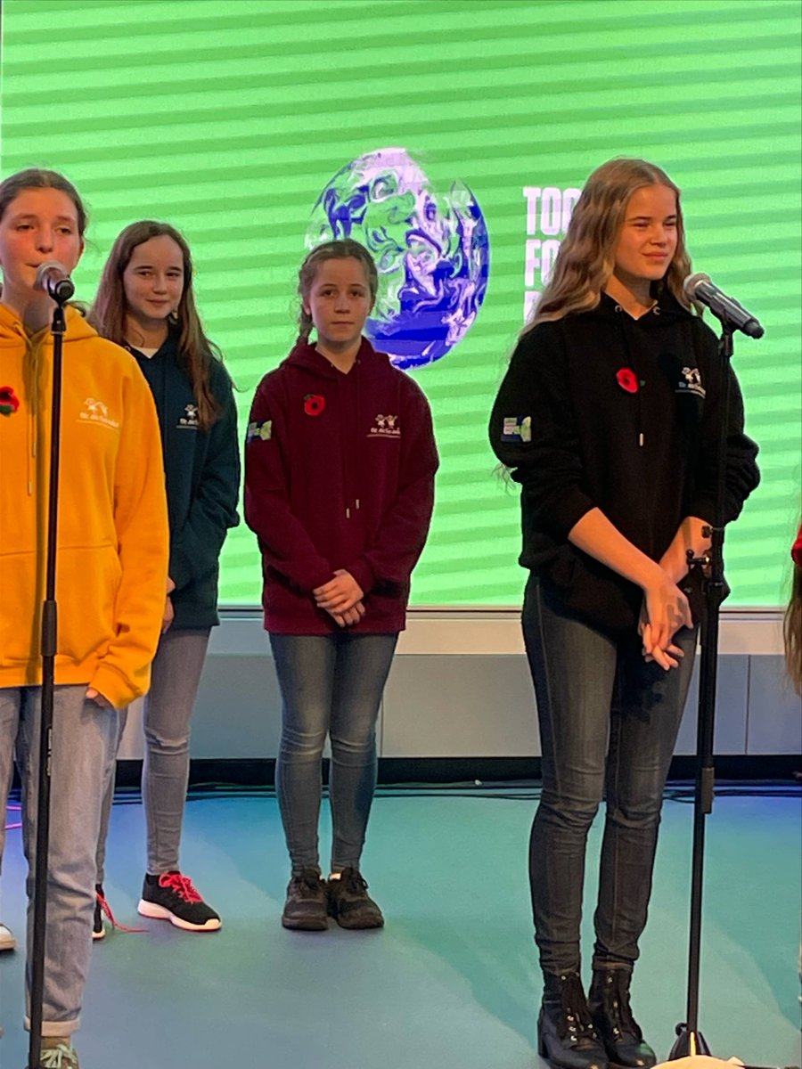Year 7 student Ella sang yesterday with her choir ‘We Are The Voice’ at COP26. Even more exciting COP President Alok Sharma took time to meet them and returned later for a photo shoot - a truly amazing experience. Well done Ella