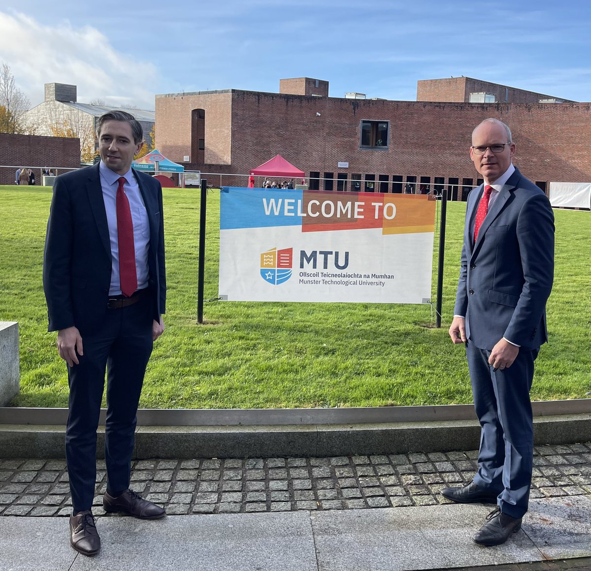 simoncoveney's tweet photo. Fantastic day for @MTU_ie today, with a Flag Raising Ceremony across 6 campuses in #Cork and #Kerry. @SimonHarrisTD @MichealMartinTD @mmcgrathtd @NormaFoleyTD1 @jerrybuttimer @ColmBurkeTD @davidstantontd https://t.co/ML6S5Tnh9a