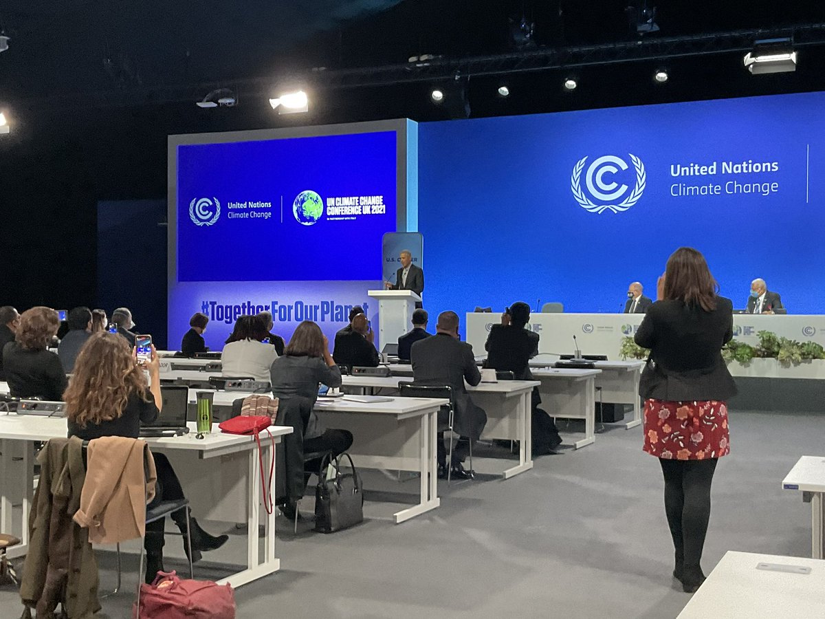 georgejkcarter's tweet photo. Obama pays tribute and thanks small islands for their moral authority and resilience in the making of the Paris agreement five years ago - but the world has not kept his promise. But is is @kathykijiner who is the real star of the high level panel. https://t.co/OmpRHEYKZy