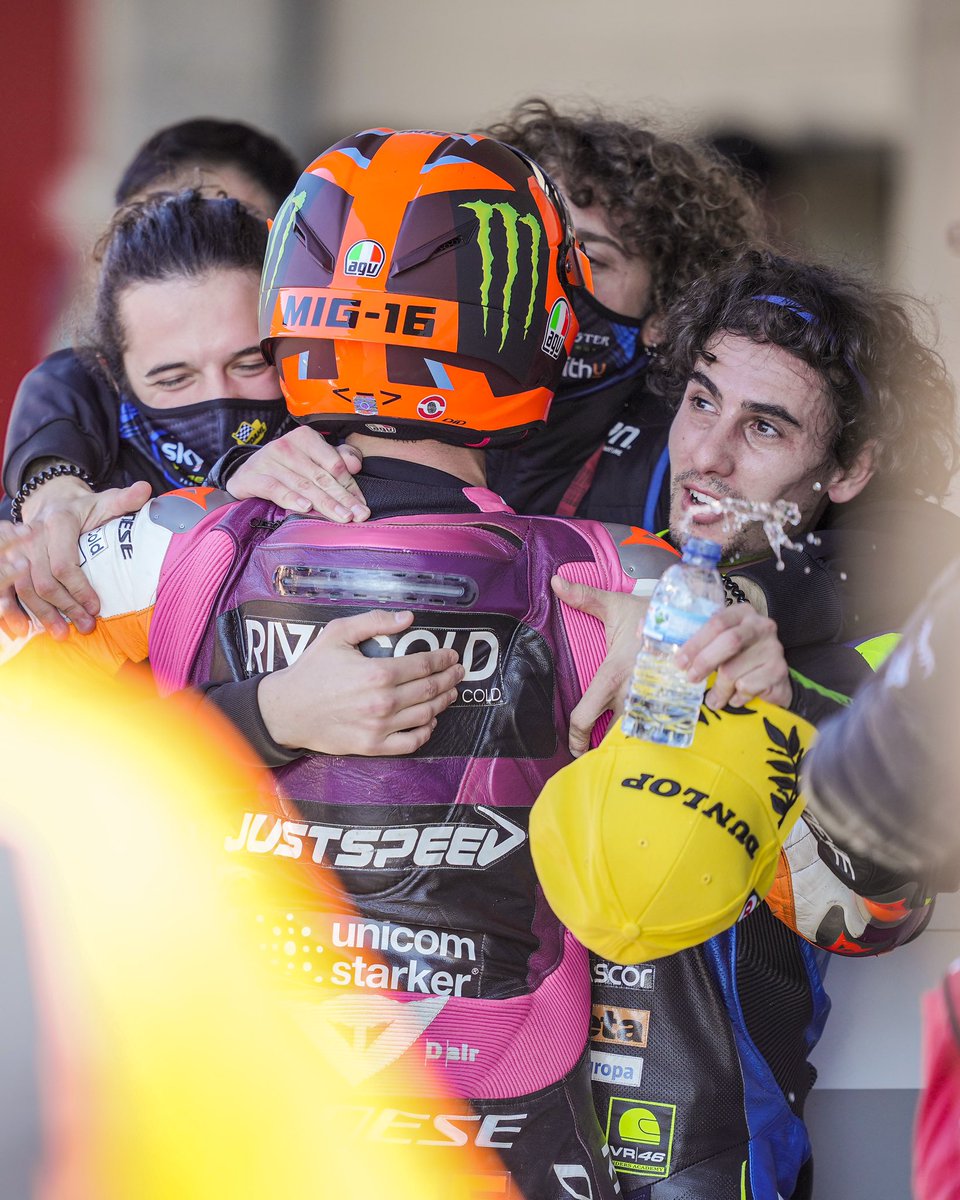 VRRidersAcademy's tweet photo. Famiglia 💛
Academy proud! https://t.co/SFjqBNwK3j