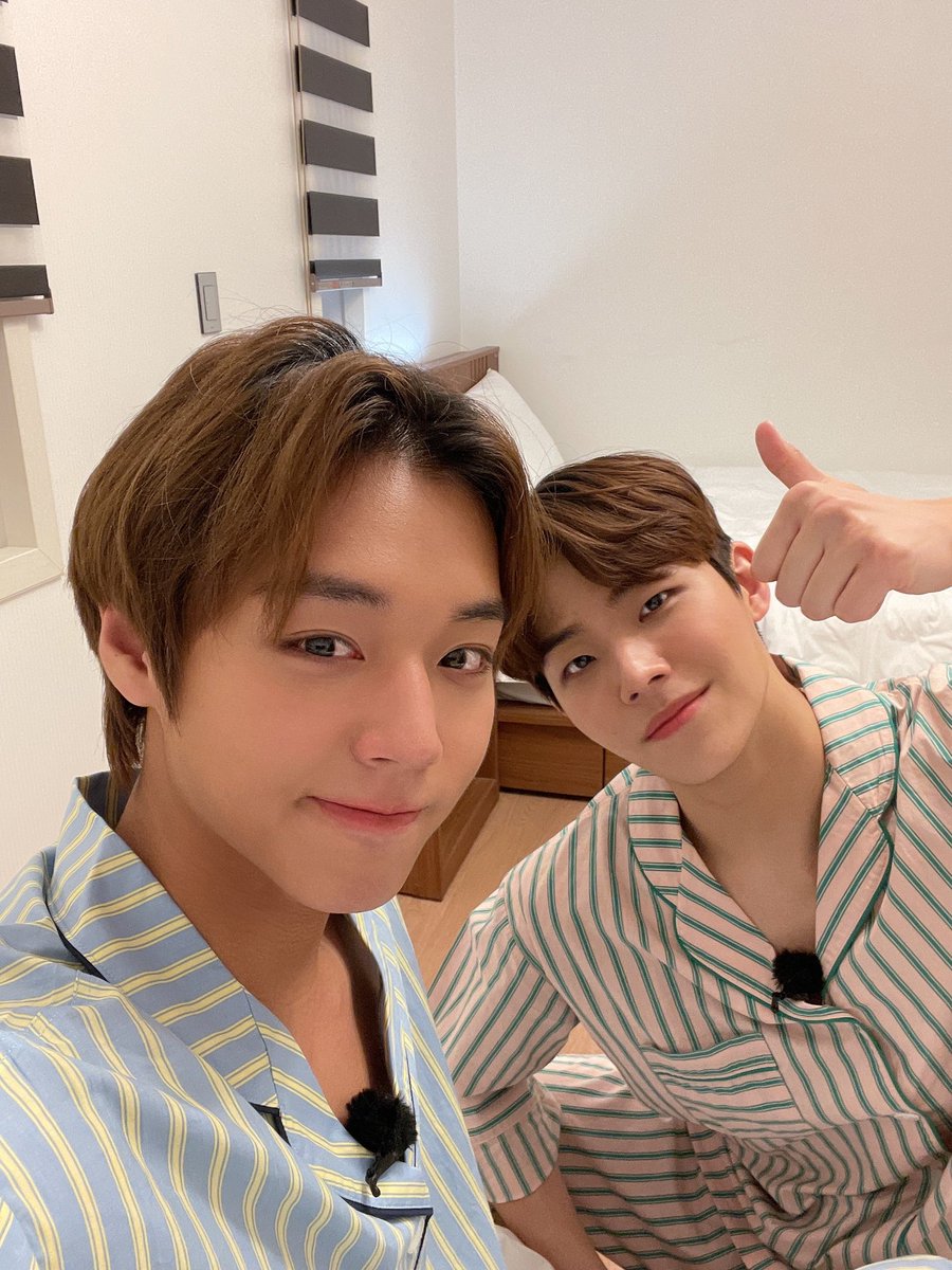 GHOST9OFFICIAL's tweet photo. [#손준형]

힐링여행기 사진 풀기 :-) https://t.co/gvdvoGrHjE