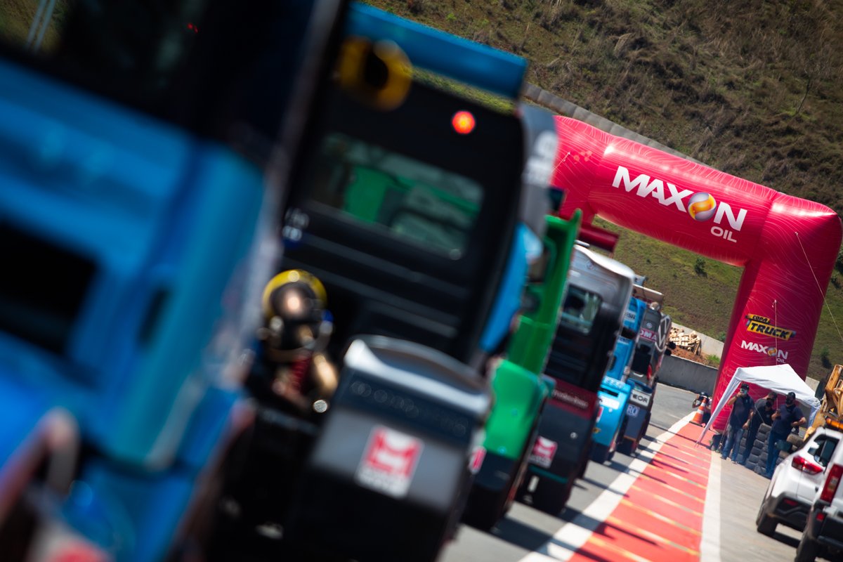 CopaTruck's tweet photo. Mais uma semana valendo!
#CopaTruck #NaçãoTruck #Mercedes #Volkswagen #Goodyear #Iveco #Spicer #MaxonOil #Frum #Brazul #Cereser #Frasle #AutoAvionics https://t.co/UQoEGSZj7s