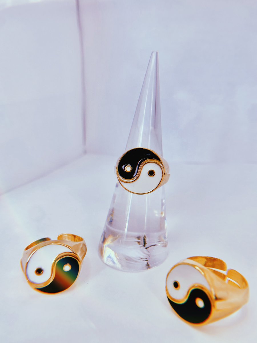 ohhhhhNA's tweet photo. @BeadedByNa You Complete Me Ring ☯️ - available now! 

check it out here - https://t.co/Jf3zxpUSmG https://t.co/YLKPNNC4jM