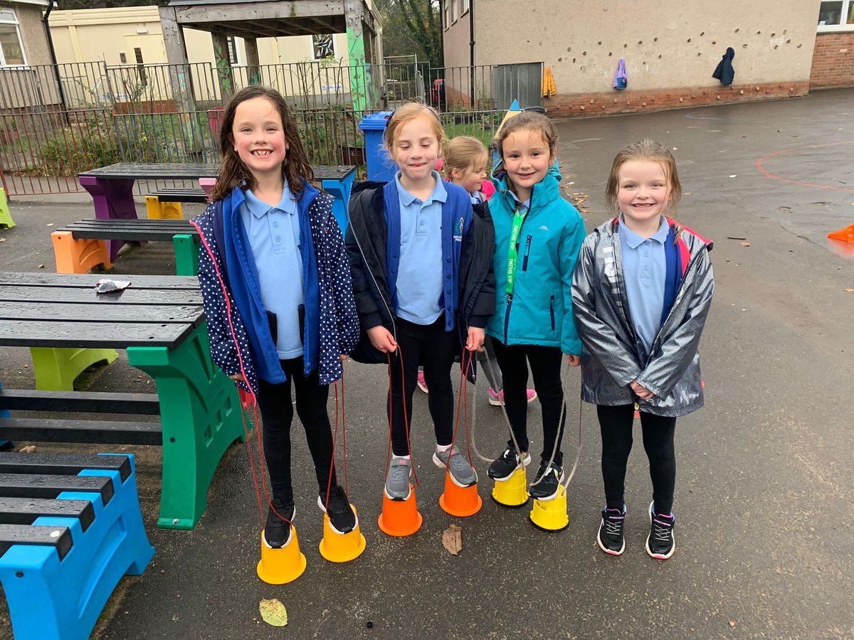 ross_twigg's tweet photo. Fantastic morning with our lovely pupils @KelvindalePS both classes participated well. Always happy to see our young people having fun. #funintherain #activeplay #fun @ChriskerrF @FARE_Scotland @Melodie_Crumlin @Jimmy_FARE @InspiringSland @Thrive_Outdoors @Actify 🌧💧☔️ https://t.co/3xOQcNu1ro