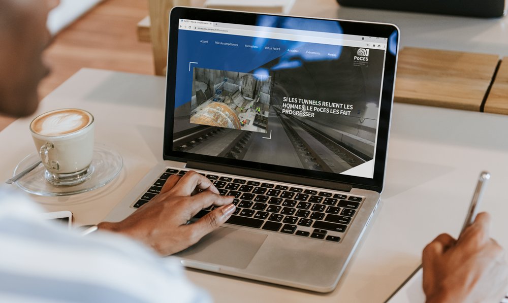 poces_'s tweet photo. 📢Notre nouveau site est disponible !Retrouvez notre offre de formations, le Virtual PoCES, nos actualités, nos événements ainsi que tous nos retours en images dans un centre média dédié.
👉https://t.co/daJUTBPivw
#GipObjectifMeuse #PortesdeMeuse https://t.co/cldYRHFOBj