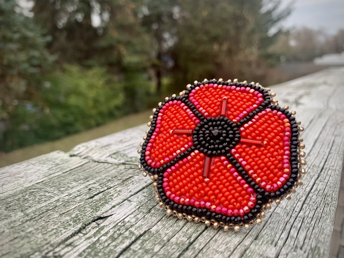 Kanhehsiio's tweet image. Today is Indigenous Veterans Day.