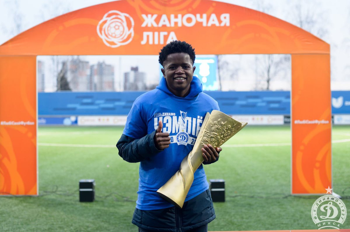 ngwanamogoto's tweet photo. Helang lena , this one @LRamalepe2 won the league with @FC_Dinamo_Minsk yesterday. 💃💃💃🎊🎊🎉🎉🎉 https://t.co/ncsCdmMObV
