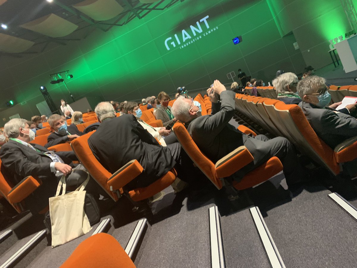 Chanthaboun_cat's tweet photo. direct from High Level Forum. We are proud to be part of one of the most innovative ecosystem in the world @CASudRhoneAlpes https://t.co/Wv4HTySWEx