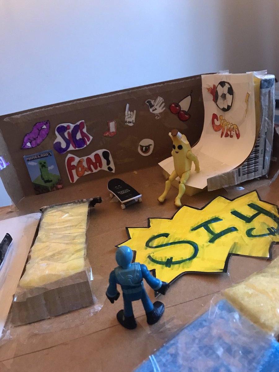 Vickyoakes2's tweet photo. When she isn’t skateboarding she is making mini skate parks 🤘🏻💪 #sundaycrafting #girlswhoskate #skateboarding #shred #graffiti @SkateItYourself @EPlows https://t.co/vchTaIghg0