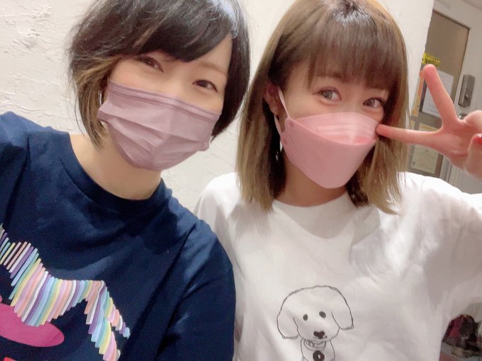黒井ひとみちゃんに反戦歌を渡してきました🥰👋 次はひとみちゃんにやってもらいたいとずっと思っていたから嬉しい✨ 夏をお楽しみにー💓💓 https://t.co/LCcmyWtIBX