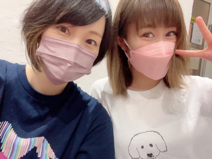 黒井ひとみちゃんに反戦歌を渡してきました🥰👋 次はひとみちゃんにやってもらいたいとずっと思っていたから嬉しい✨ 夏をお楽しみにー💓💓 https://t.co/LCcmyWtIBX
