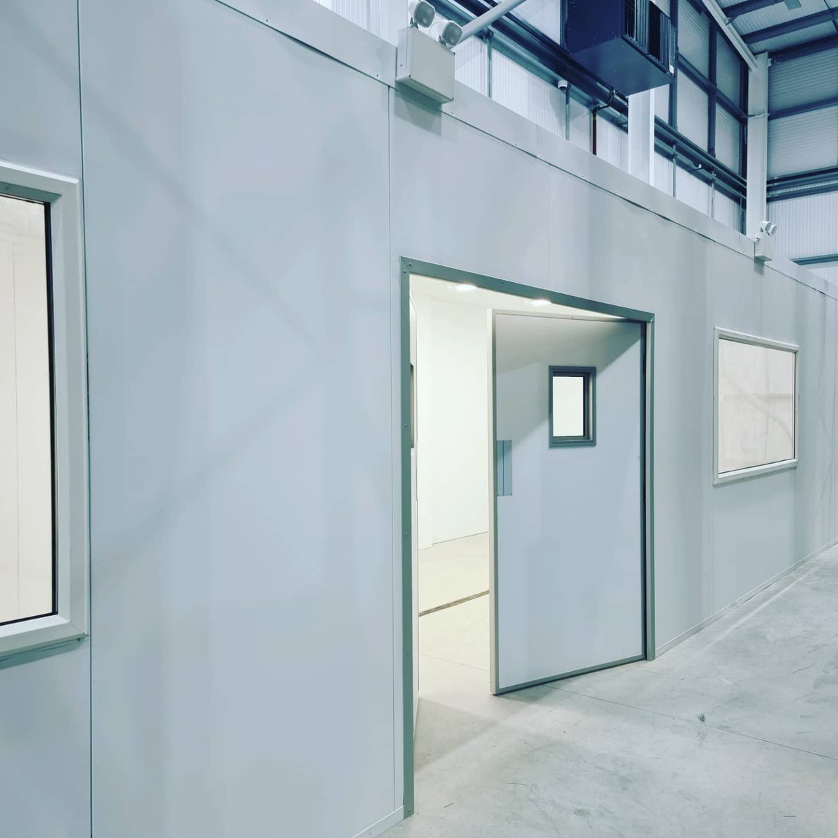 TJMProjectsLtd's tweet photo. #warehouse #industrial #warehousefitout #industrialfitout #warehouseinteriors #industrialinteriors #cleanrooms #bespokemetalwork #tiltable #TJMProjects #TJMTouch #Devilsinthedetail https://t.co/PmgYb2gj5C