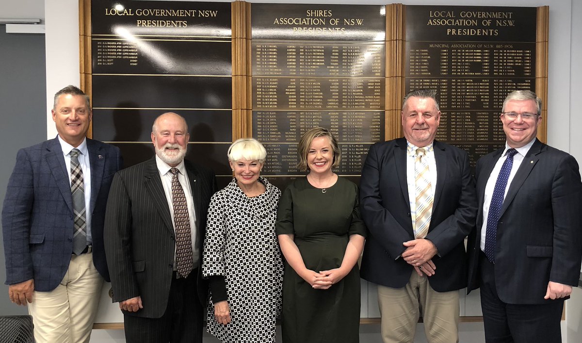 ClrLindaScott's tweet photo. Today I’m so proud to share our @LGNSW Annual Report, my final as President. We’ve secured more than $8 billion, saved thousands of local government jobs, successfully advocated for rate reform &amp; helped convince the NSW Gov to address growing inequality.💯https://t.co/tjrntImFRo https://t.co/RAOXWT0CiP