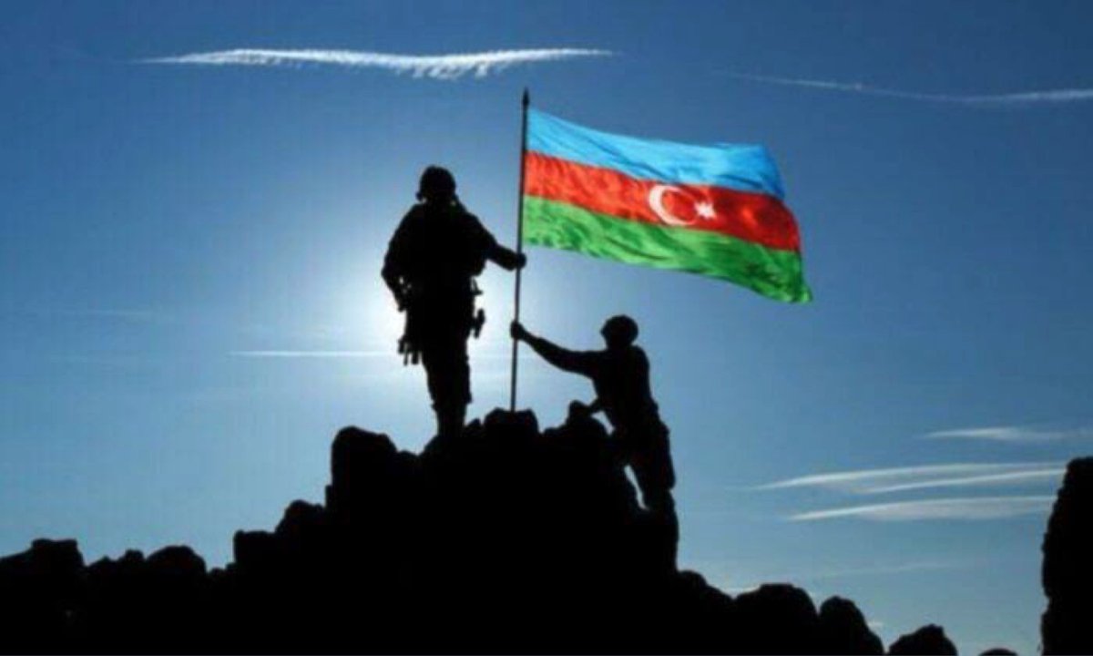 İşgal altındaki topraklarımızın en kısa zamanda azadlığa kavuşması dileğiyle #Azerbaycan #zafergünü kutlu olsun. Aziz şehitlerimizin ruhu şad, mekanları cennet olsun. Kahraman gazilerimize selam olsun.

ELÇİBEY VAKFI