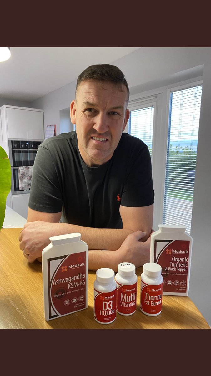 MattCoup1980's tweet photo. XMAS COMPETITION! Share, follow and tag 3 friends or more to be entered into our prize draw. Win a £50 Amazon voucher and £50 worth of vitamins and supplements. . #vitamins #supplements #healthy #Mindfulness #happy #influencer #uk #Competition #giveaway #painrelief #helpbusiness https://t.co/Iy74kWezmP